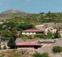 MANASTIRI TVRDOŠ, ZAVALA , OSTROG I ČAJNIČE SA POSJETOM PODGORICI Mala 3