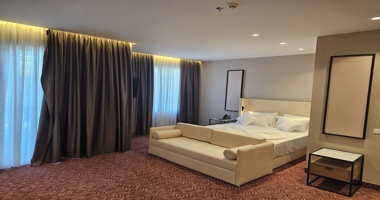 ALBANIJA - BUS PREVOZ  Hotel Amelia Mare 5* Drač 4